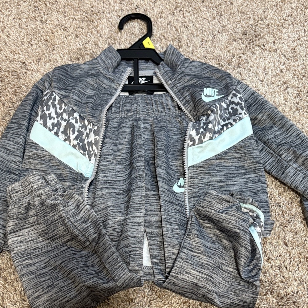 Nike Women's Gray and Light Blue Jacket